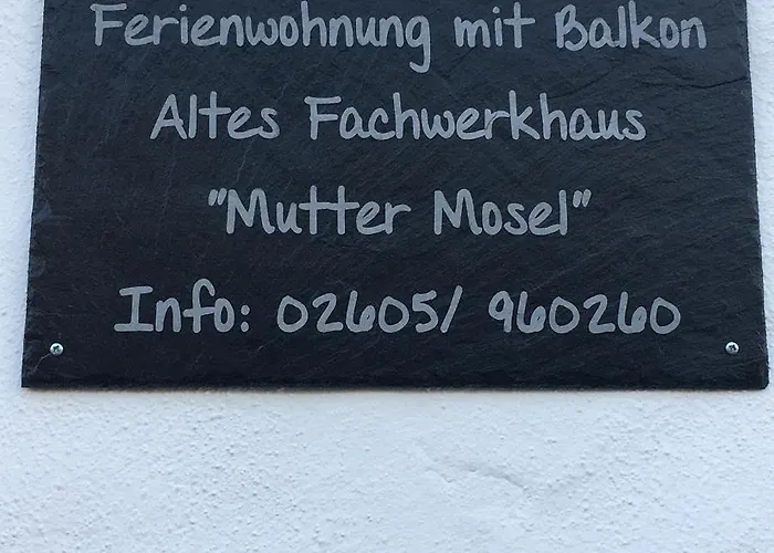 アパート Altes Fachwerkhaus Mutter Mosel